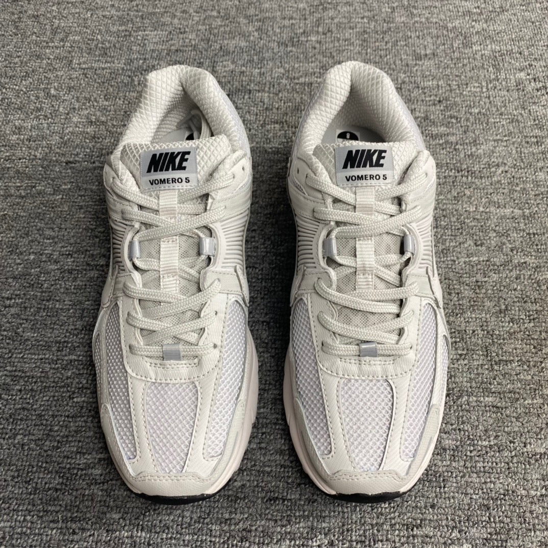 Vomero 5 Vast Grey (M)