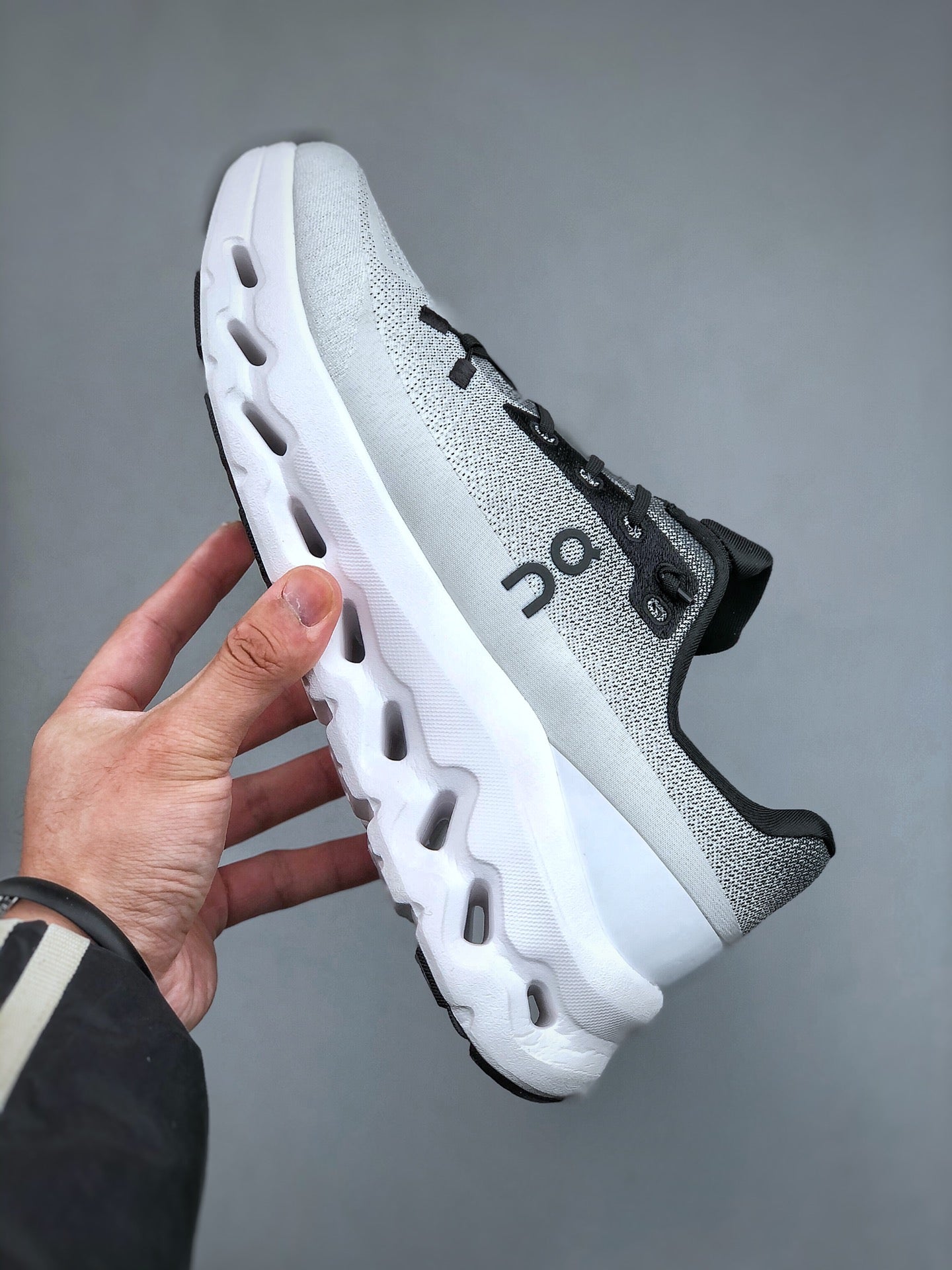 On Cloud Black Ivory (M)